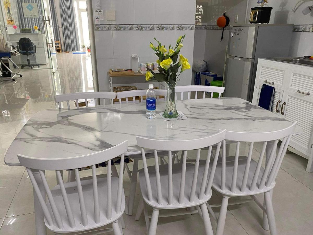 Nina Homestay P2 , P5 Long Xuyên エクステリア 写真