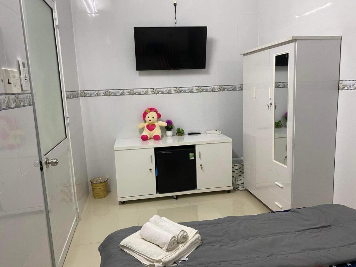 Nina Homestay P2 , P5 Long Xuyên エクステリア 写真