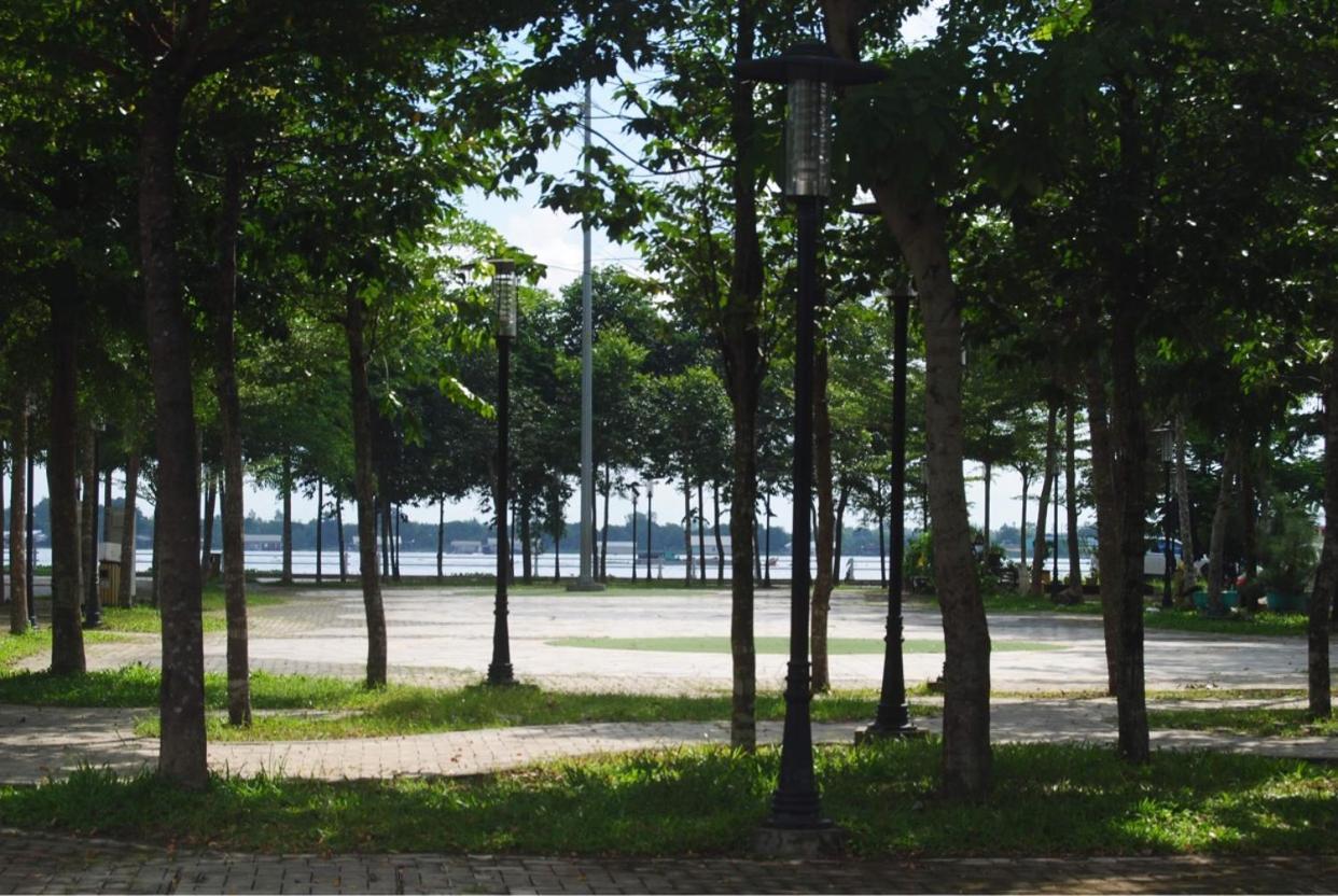 Nina Homestay P2 , P5 Long Xuyên エクステリア 写真