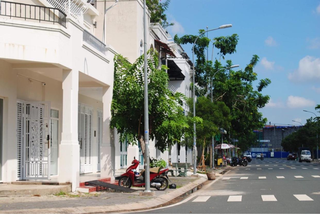 Nina Homestay P2 , P5 Long Xuyên エクステリア 写真
