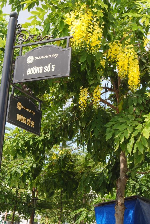 Nina Homestay P2 , P5 Long Xuyên エクステリア 写真